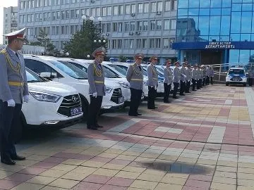 Автомобили JAC S3 поступили на службу в казахстанскую полицию Автомобили JAC S3 поступили на службу в казахстанскую полицию