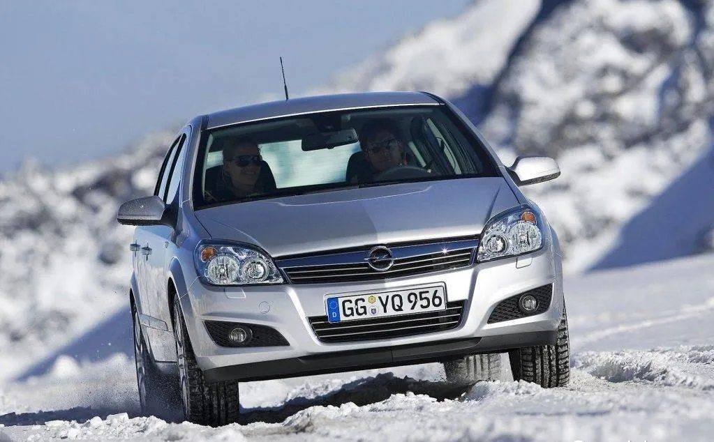 Opel Astra Family Hatchback